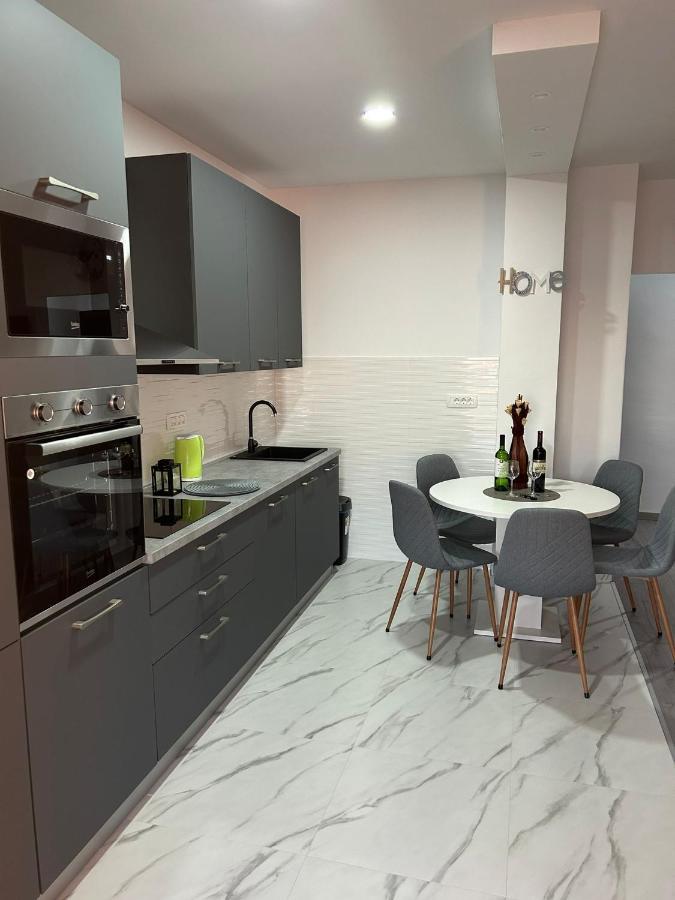 Apartment Marko With A Beautiful View Of The Sea Kaštel Sućurac Eksteriør bilde